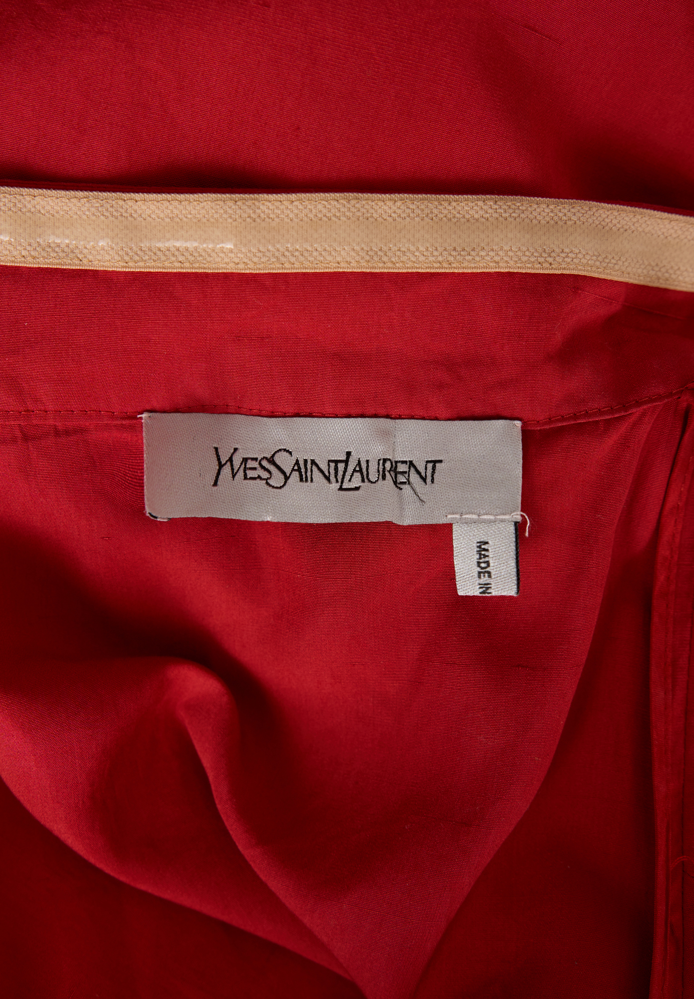 Красное вечернее платье Yves Saint Laurent 