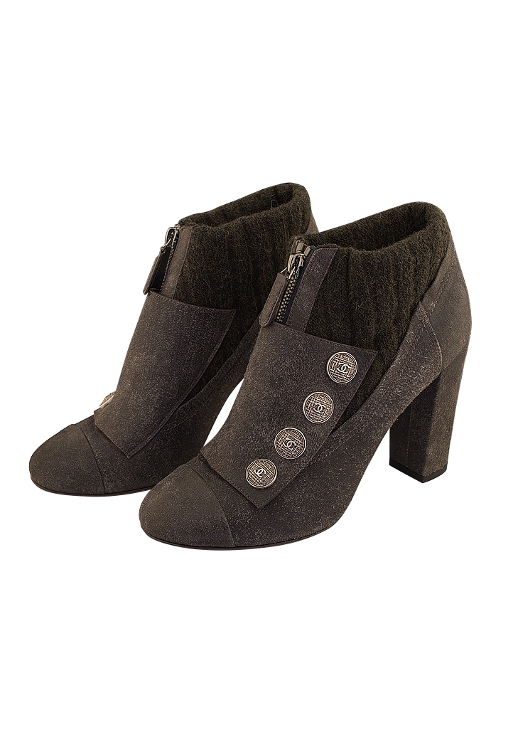 Серые ботильоны Chanel