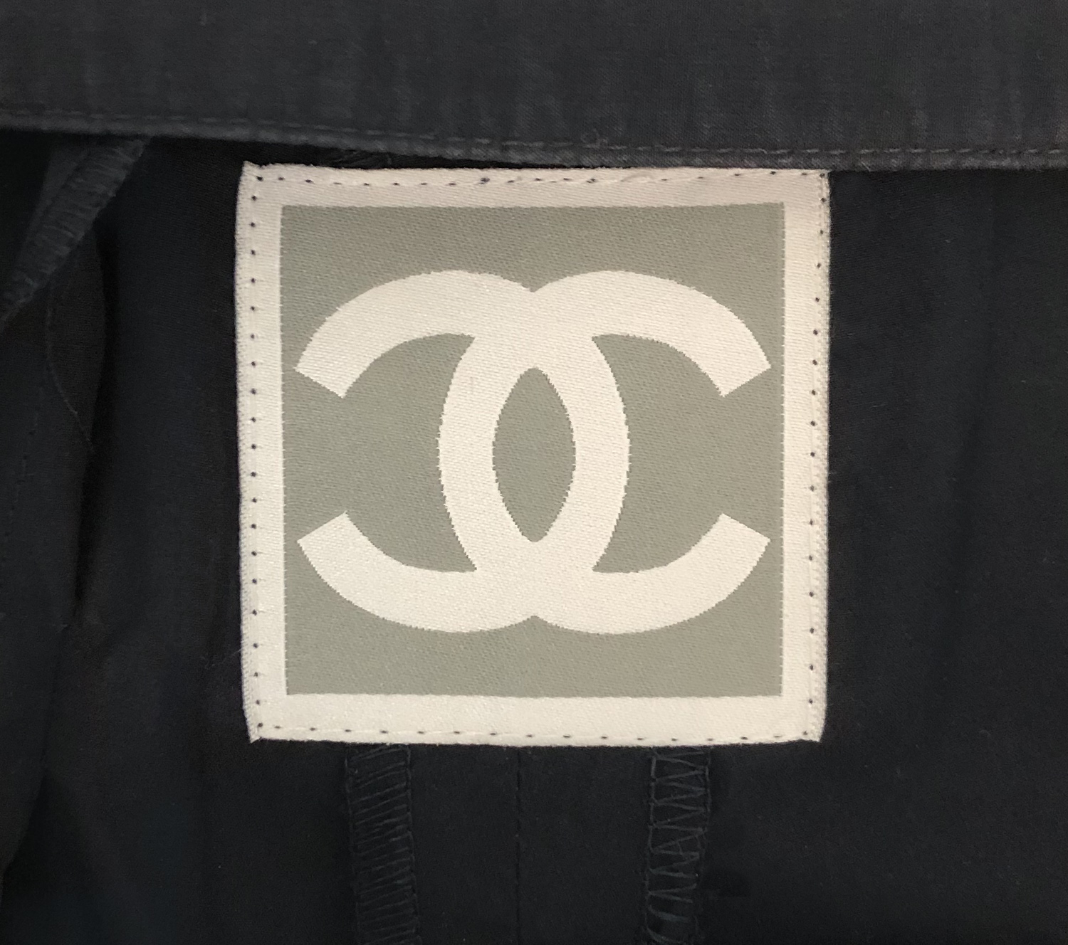 Темно-синие шорты Chanel