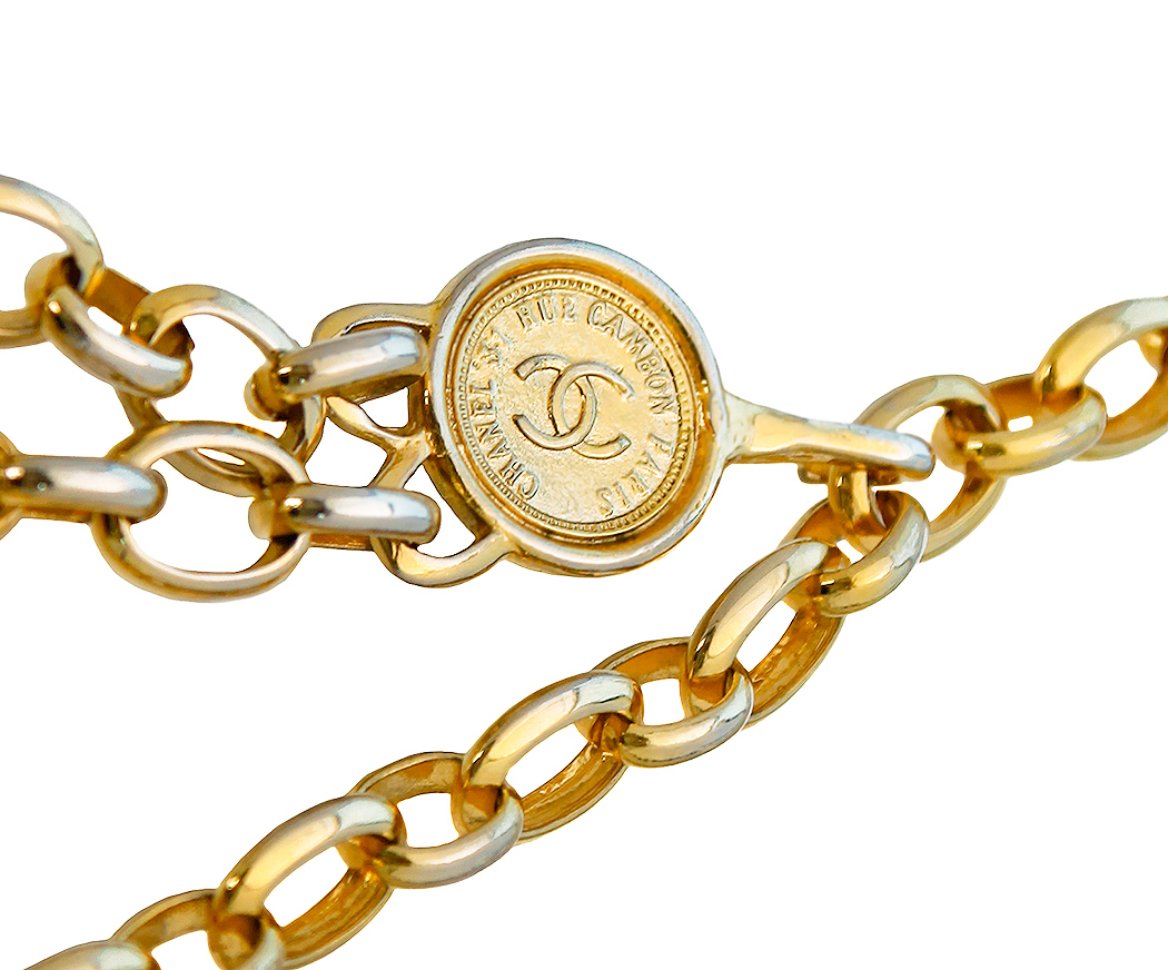 Колье-пояс Chanel с логотипом