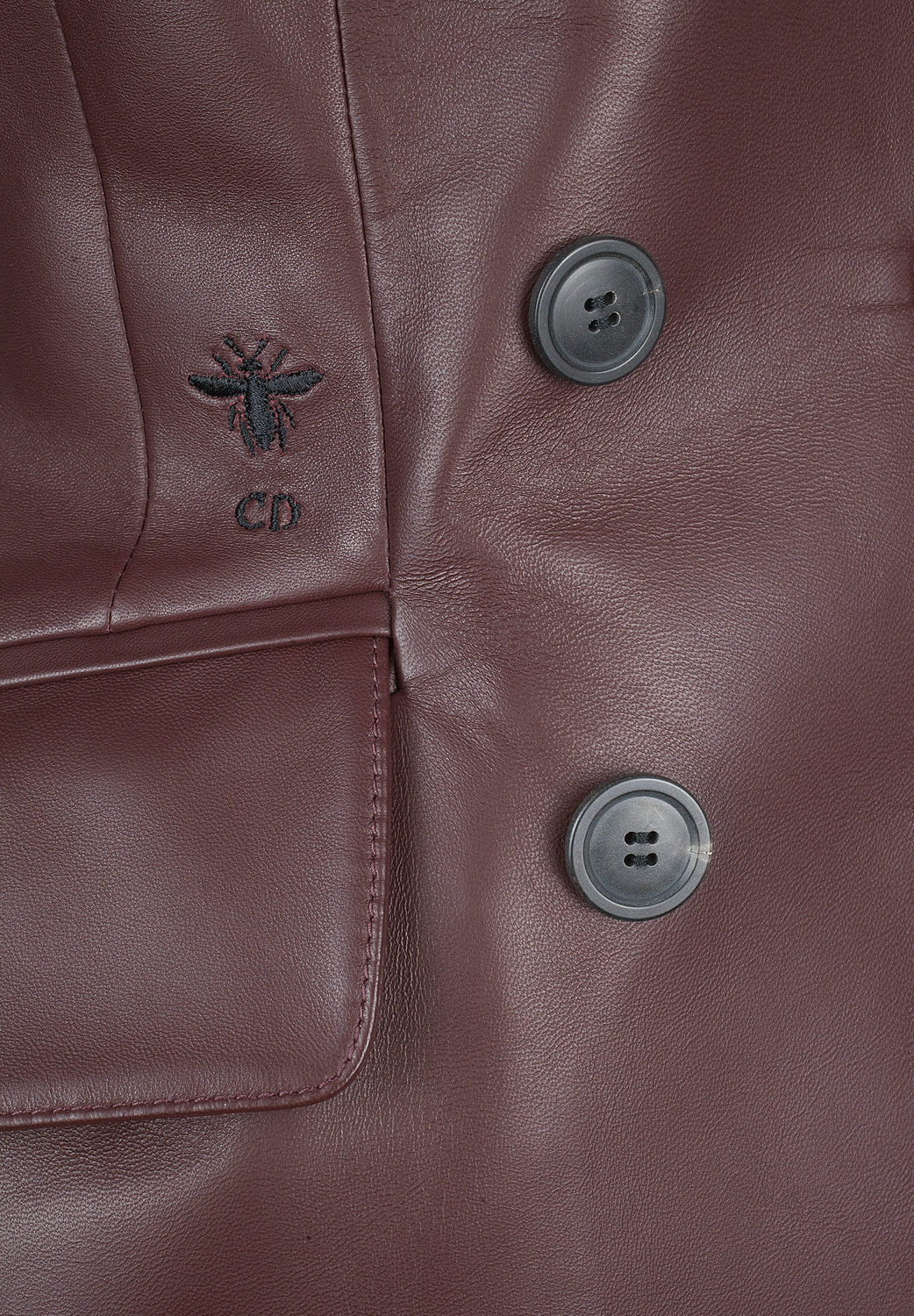 Бордовый кожаный костюм Christian Dior