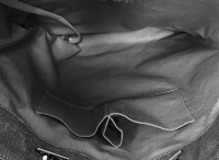 Тёмно-серая сумка Chanel Graffiti