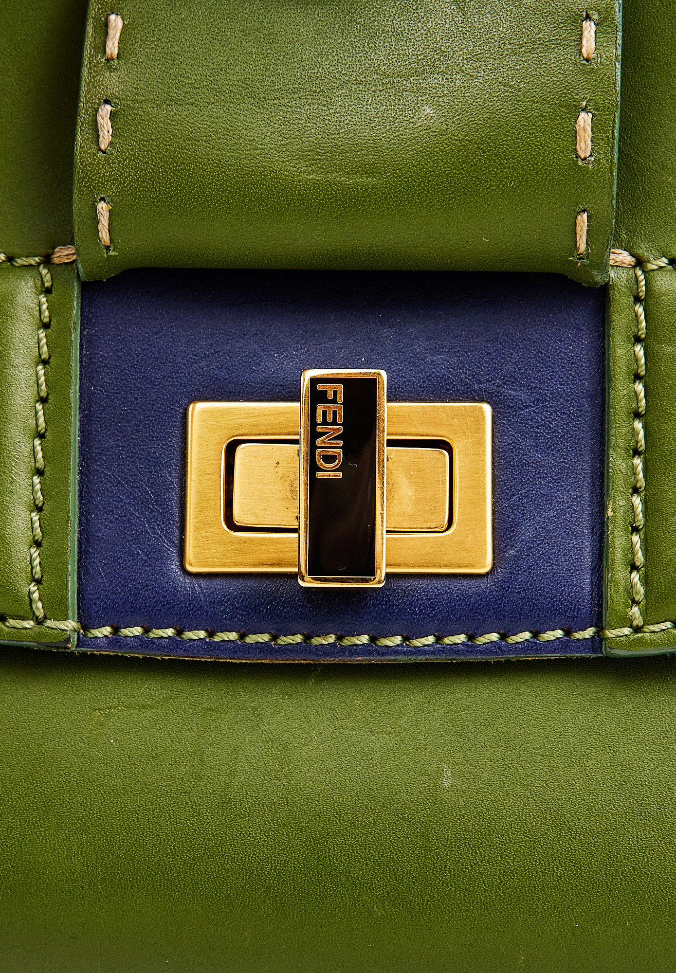 Зеленая сумка Fendi Silvana