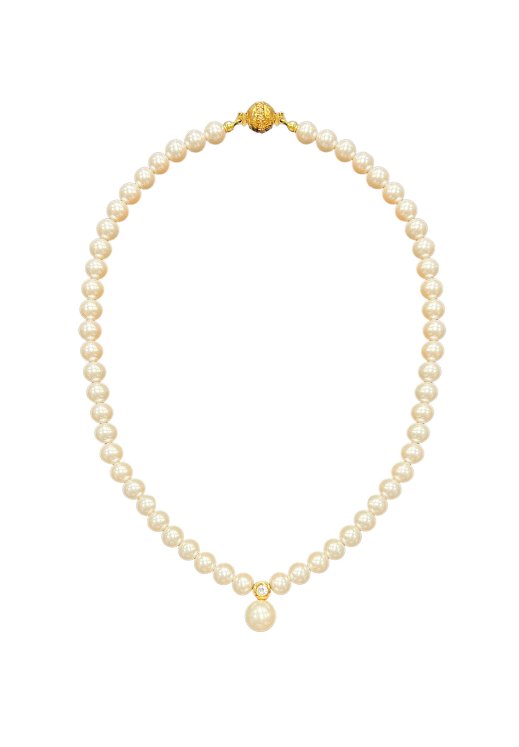 Жемчужная нить с подвеской