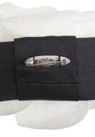 Объемная брошь Chanel с камелией