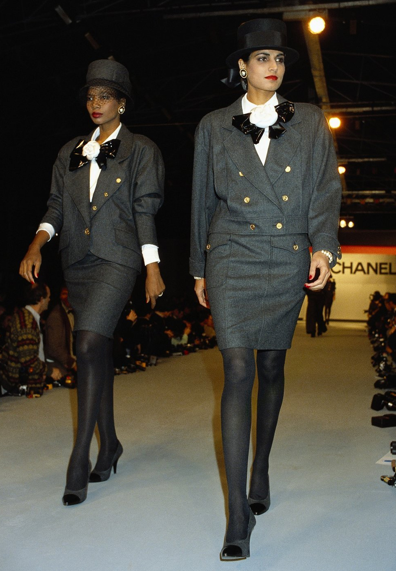 Укороченный жакет Chanel 