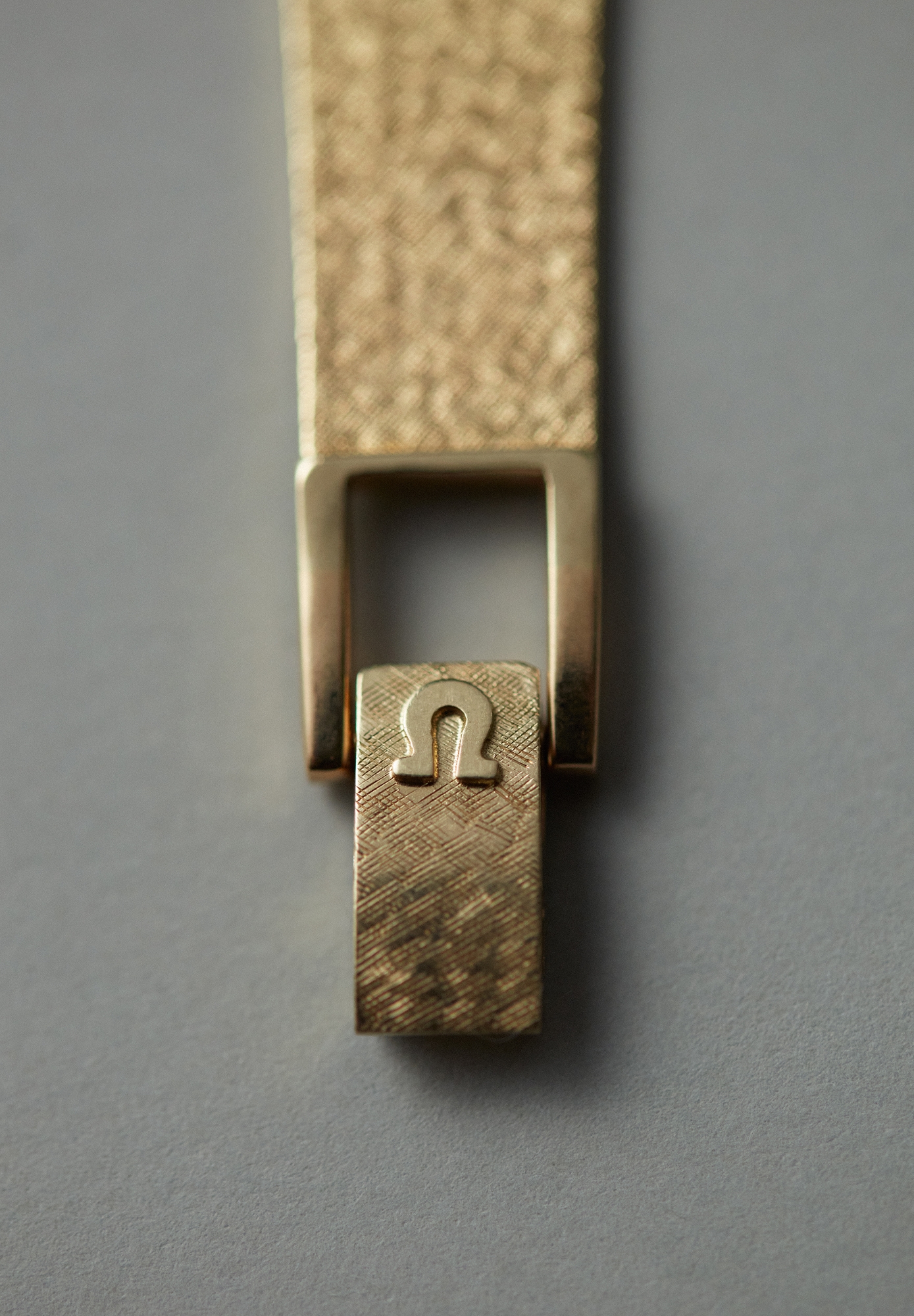 Коктейльные часы Omega Classic