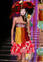 Плиссированное платье John Galliano