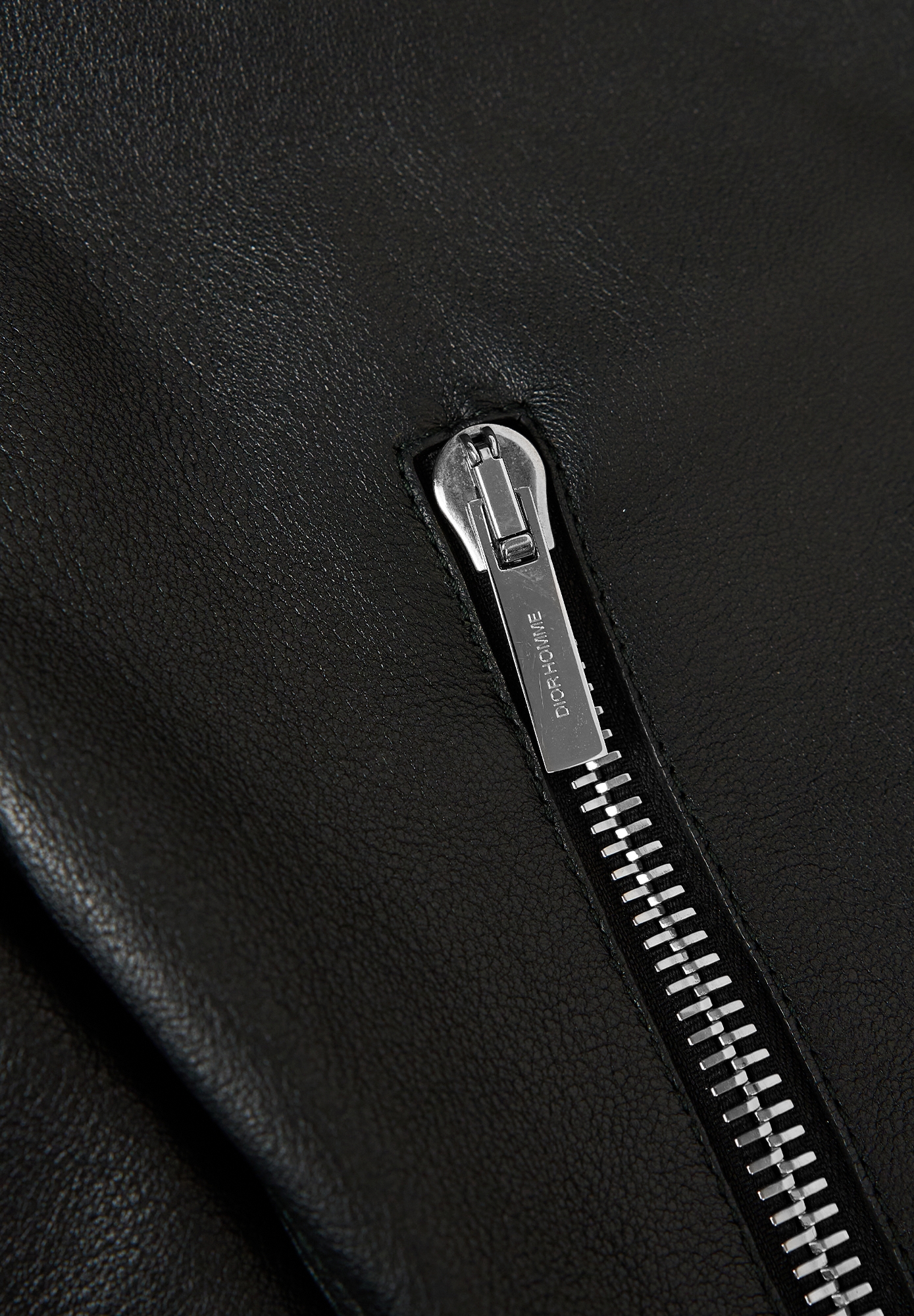 Чёрная кожаная куртка Dior