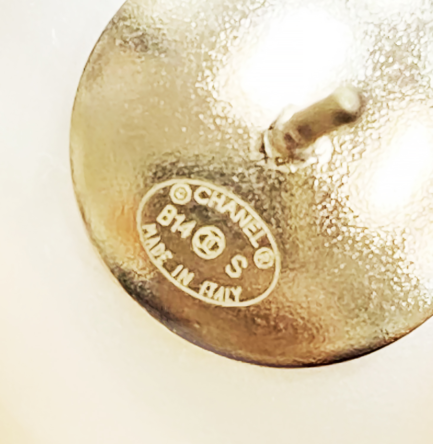 Серьги-жемчужины Chanel