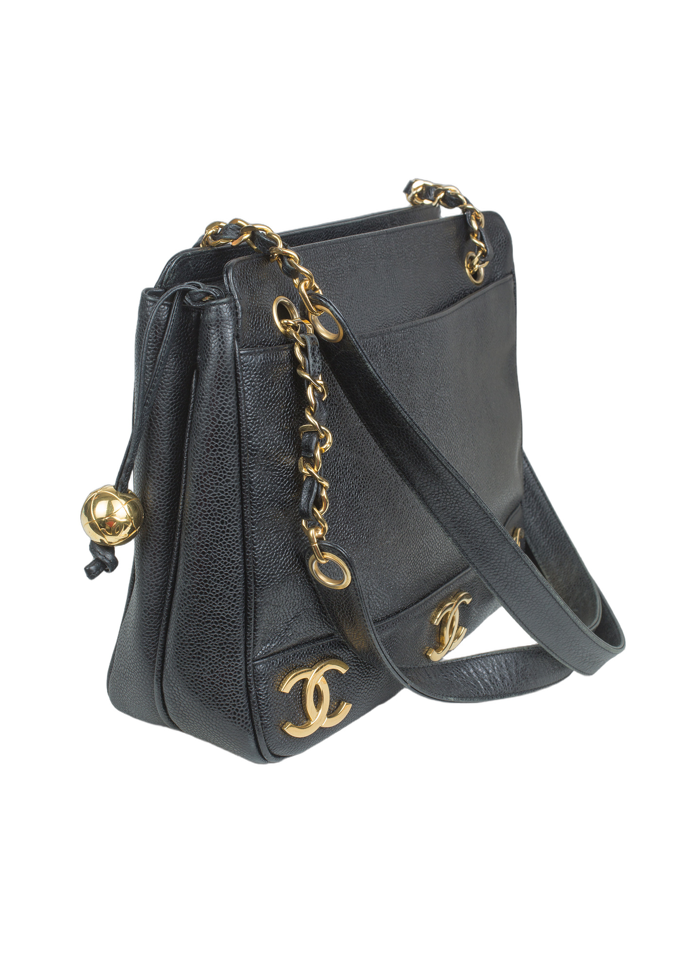 Сумка Chanel с логотипами 