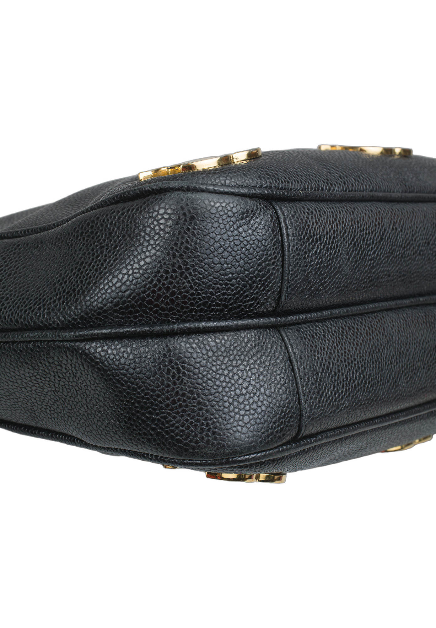 Сумка Chanel с логотипами 