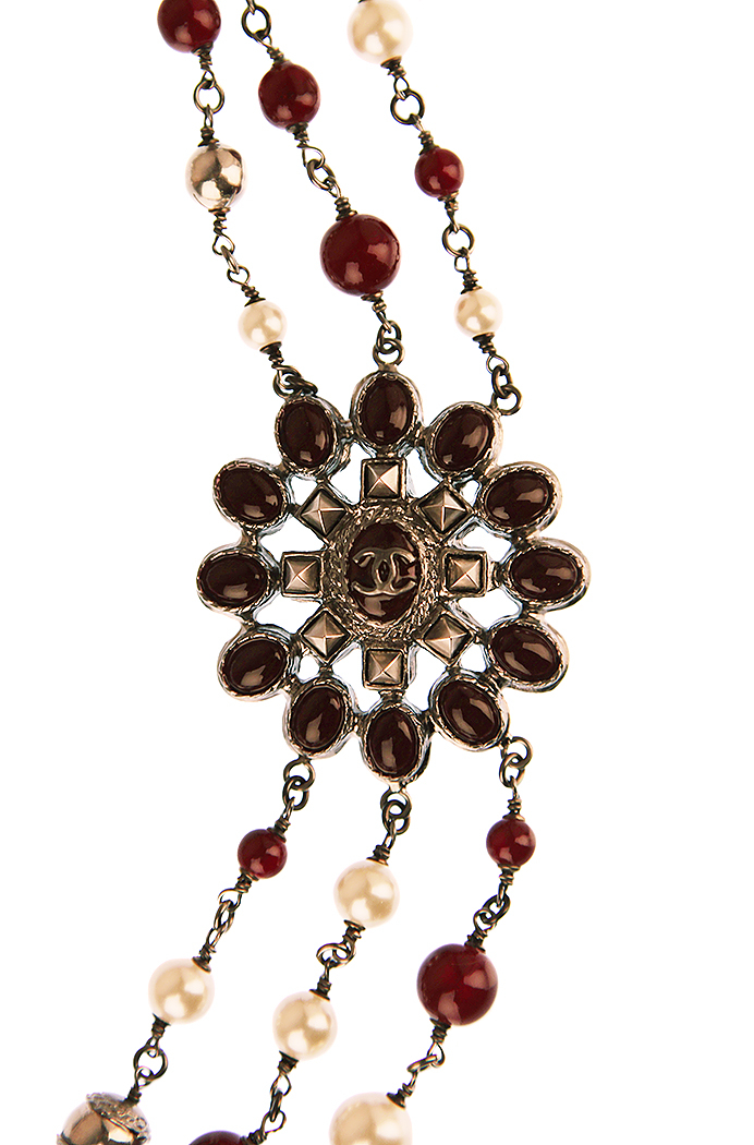 Колье Chanel с жемчугом и эмалью