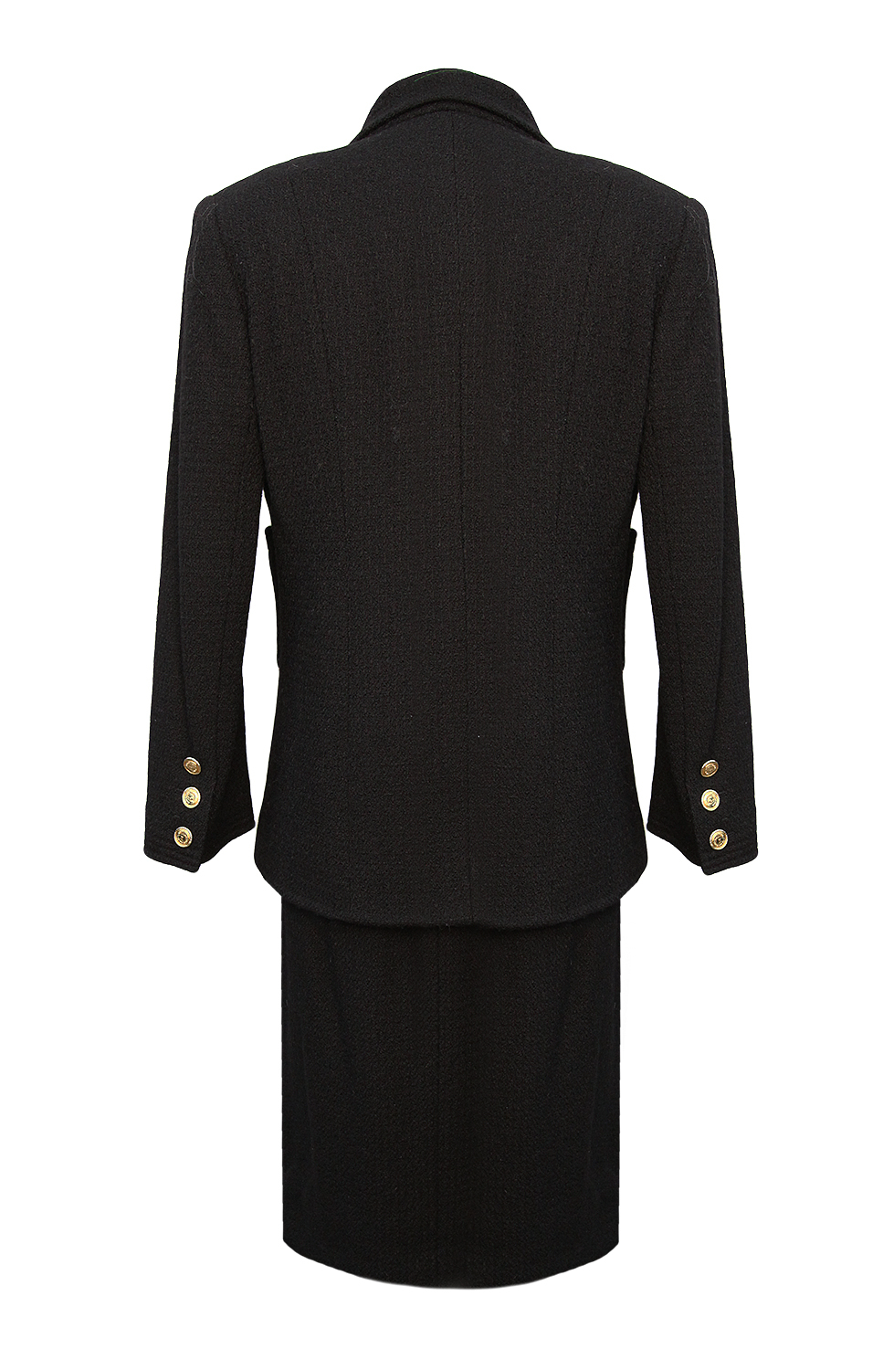 Чёрный твидовый костюм Chanel с золотистыми пуговицами