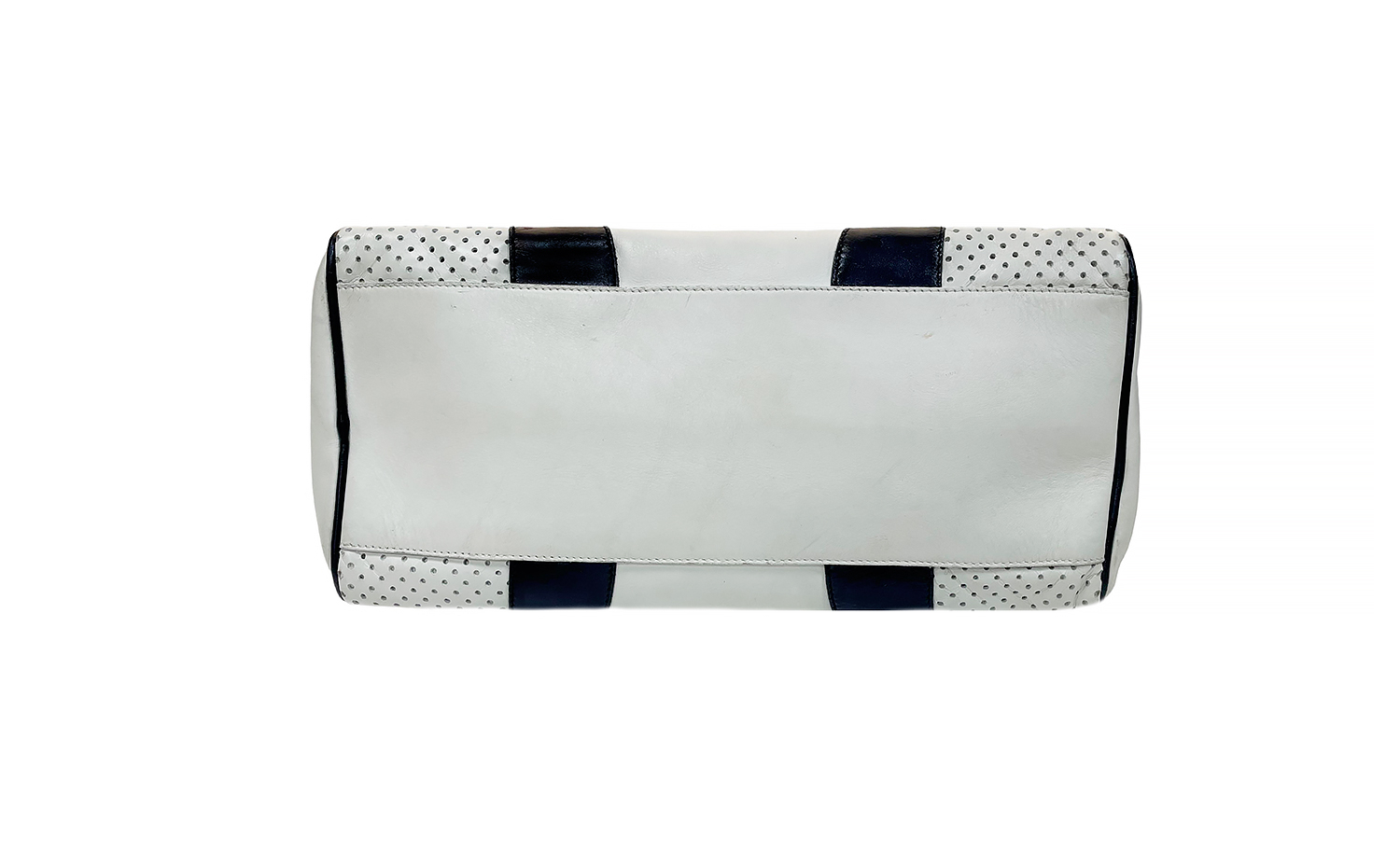 Черно-белая сумка Prada Bowling