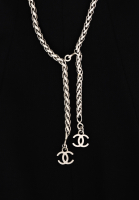 Вечернее платье Chanel с цепочкой