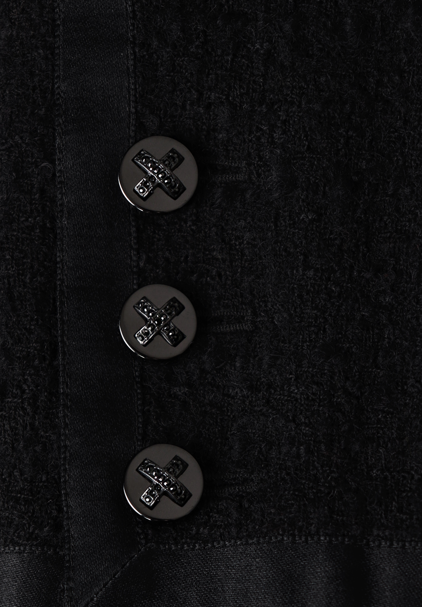 Жакет Chanel с атласными лентами