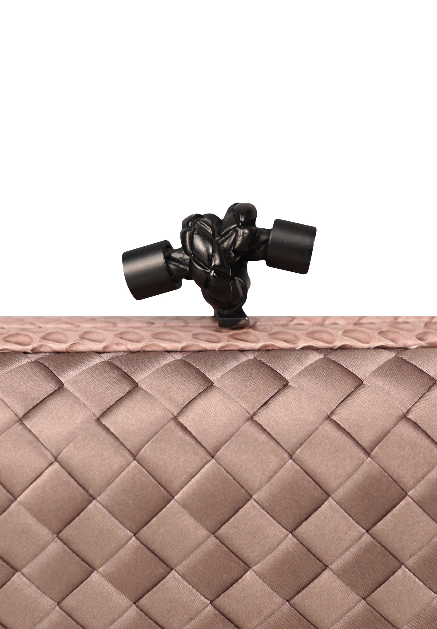 Клатч Bottega Veneta Knot