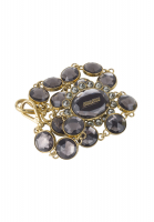 Золотистое колье Miu Miu с серыми кристаллами