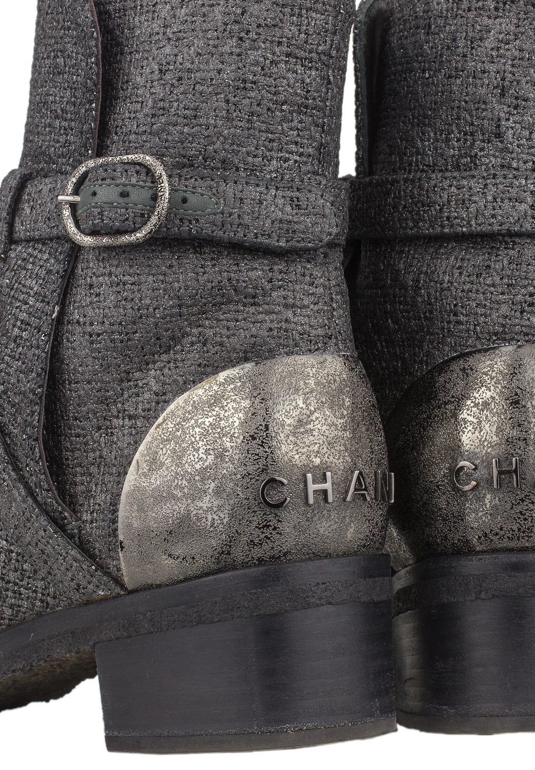 Серые ботинки Chanel