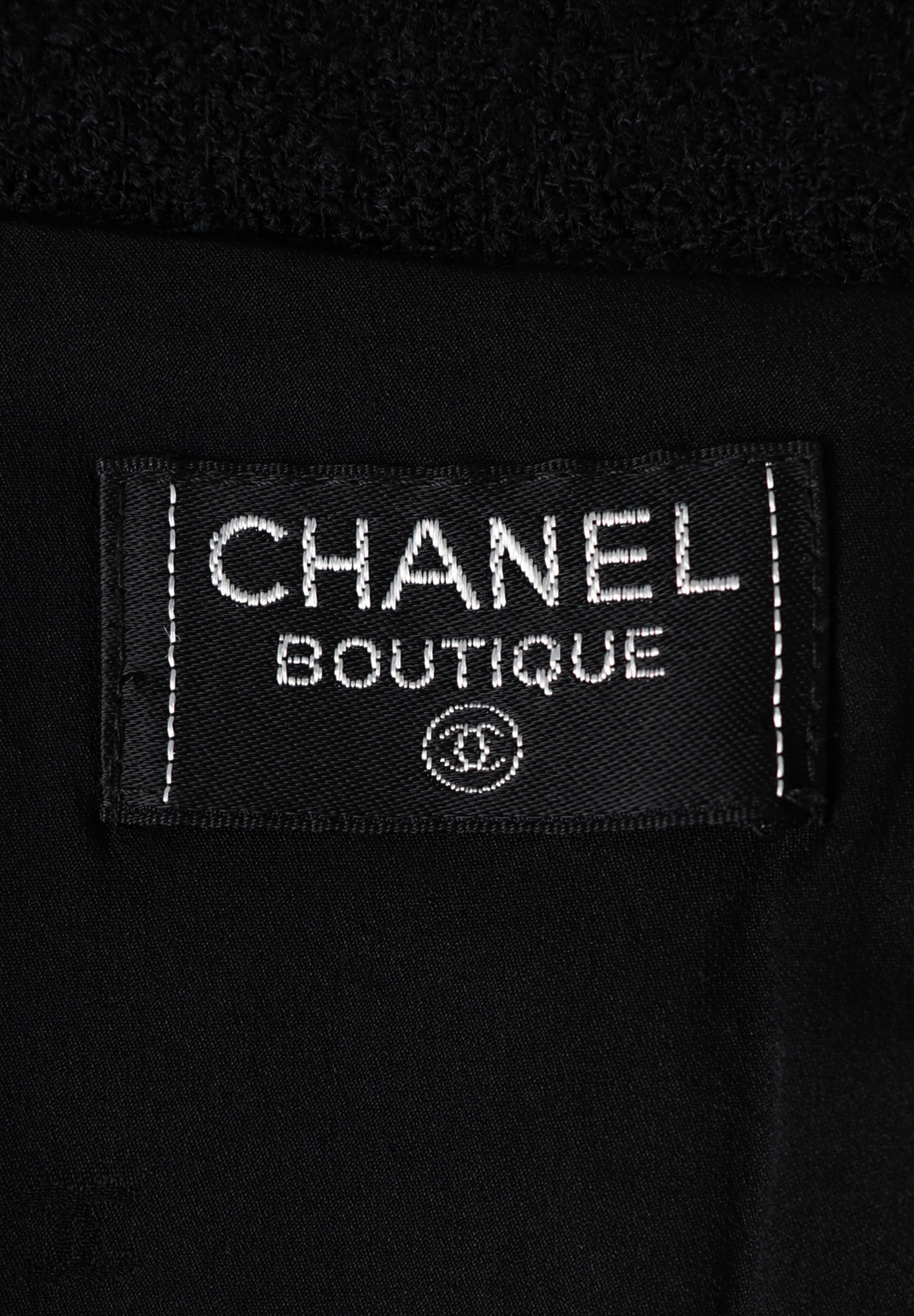 Черная юбка Chanel из твида