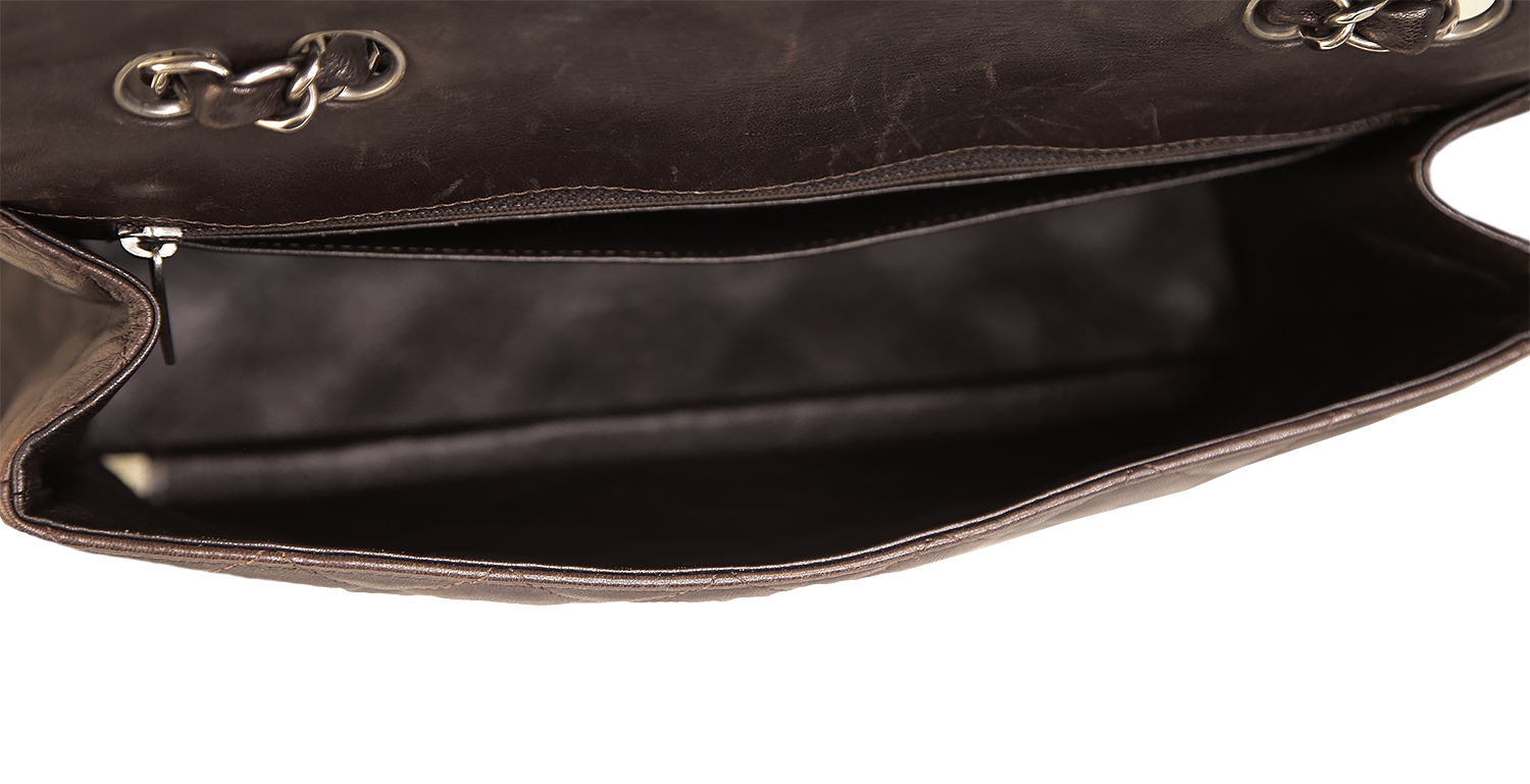 Тёмно-коричневая сумка Chanel 2.55 с замком Mademoiselle