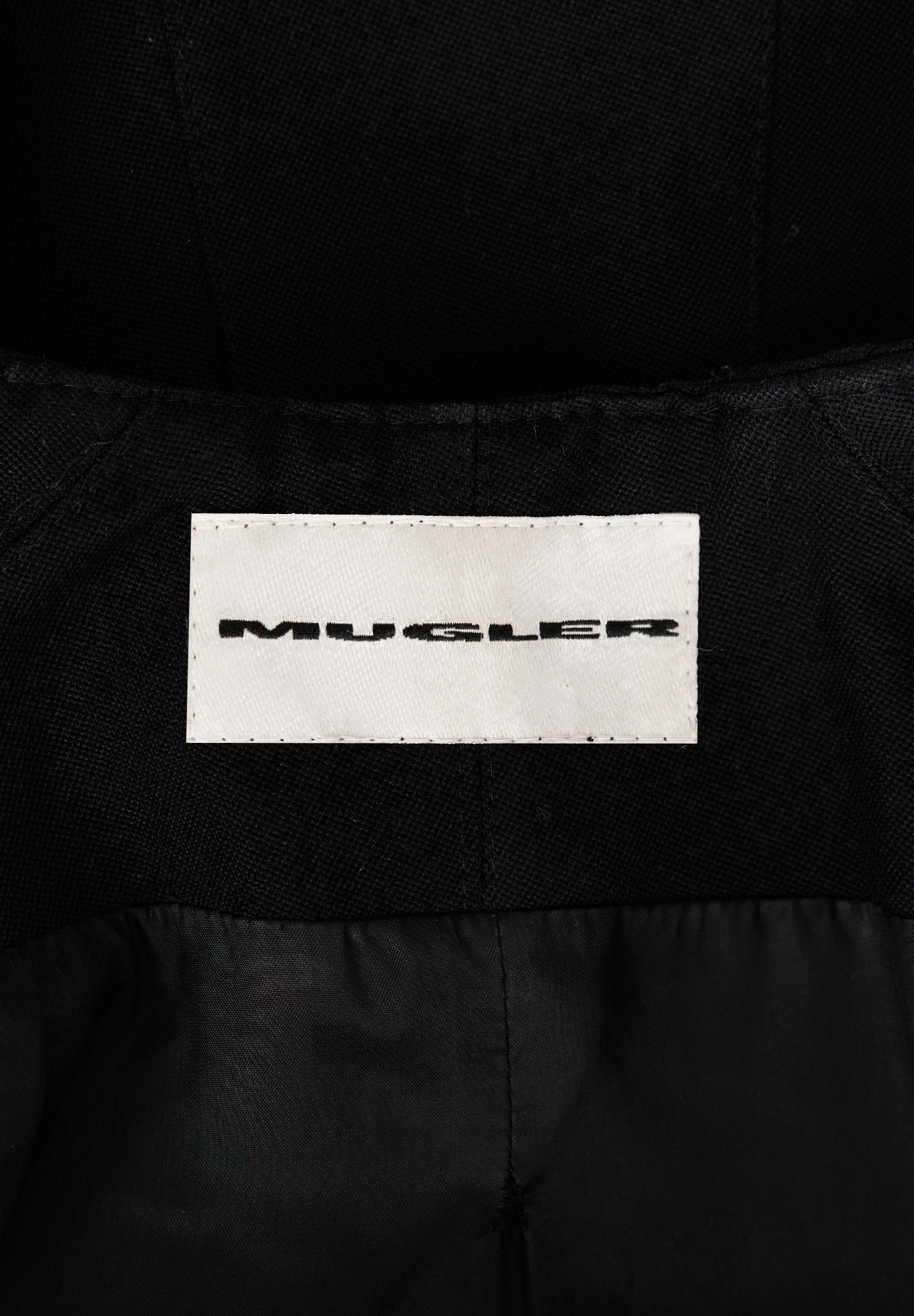 Черный жакет Thierry Mugler