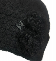 Черная шапка Chanel