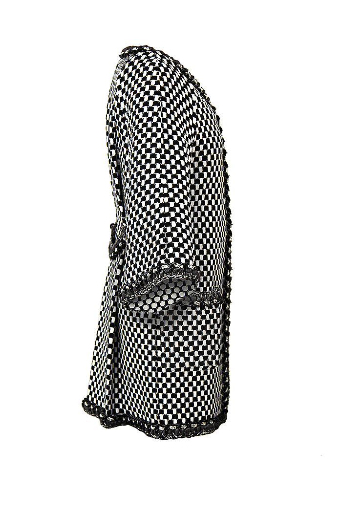 Трикотажный черно-белый костюм Chanel