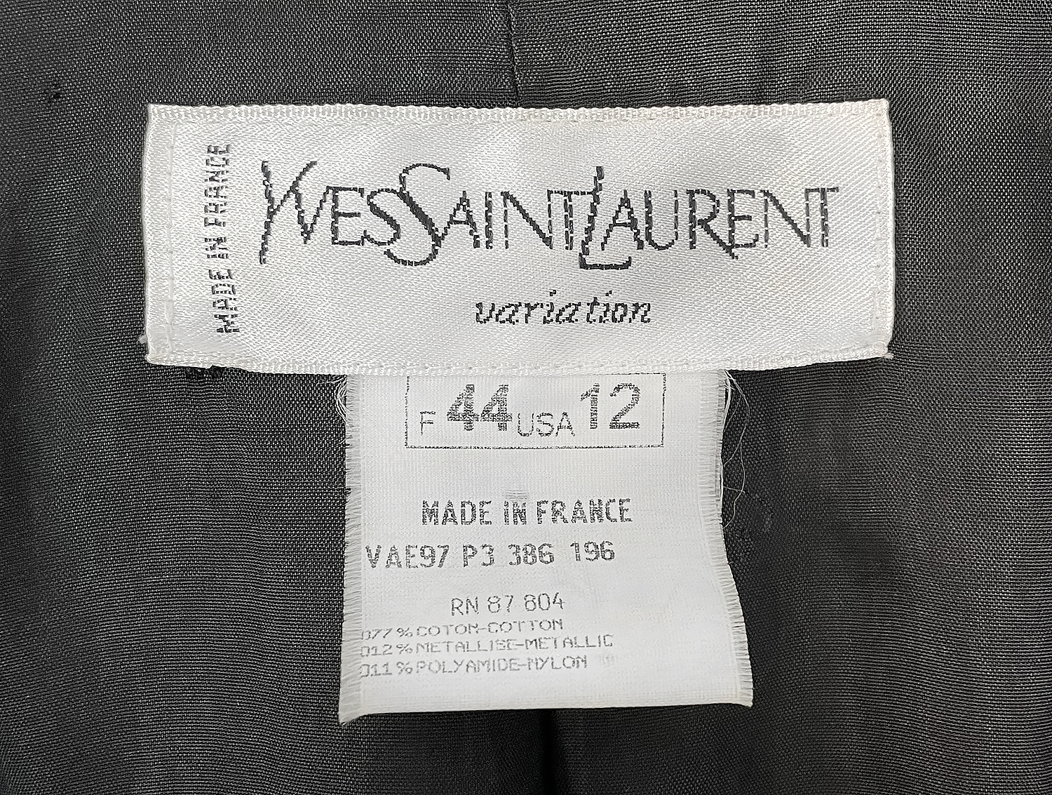 Черный жакет Yves Saint Laurent