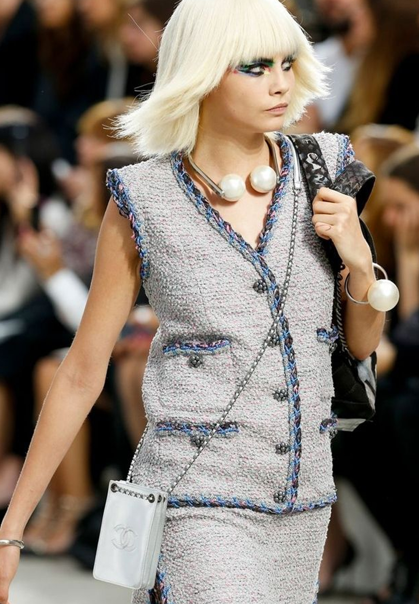 Сумка для телефона Chanel