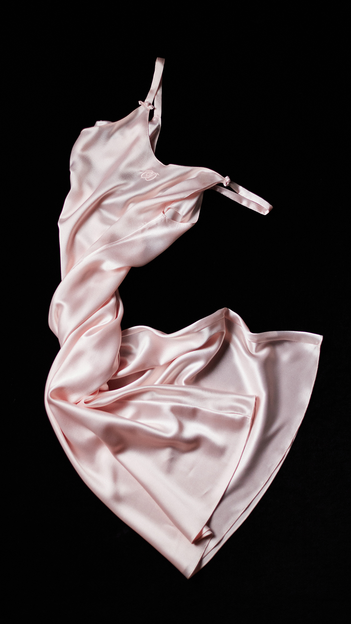 Светло-розовое платье Christian Dior