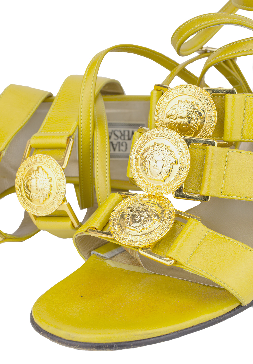 Желтые туфли Versace