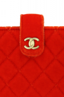 Миниатюрная бархатная сумочка Chanel