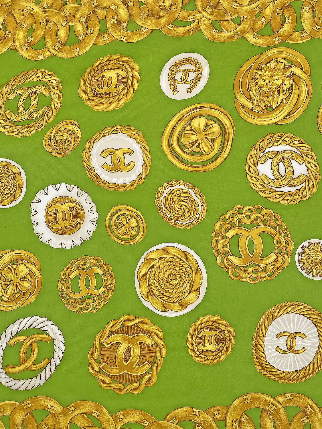 Зеленый шелковый платок Chanel