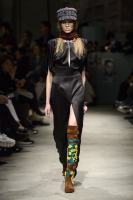 Вязаное кепи Prada