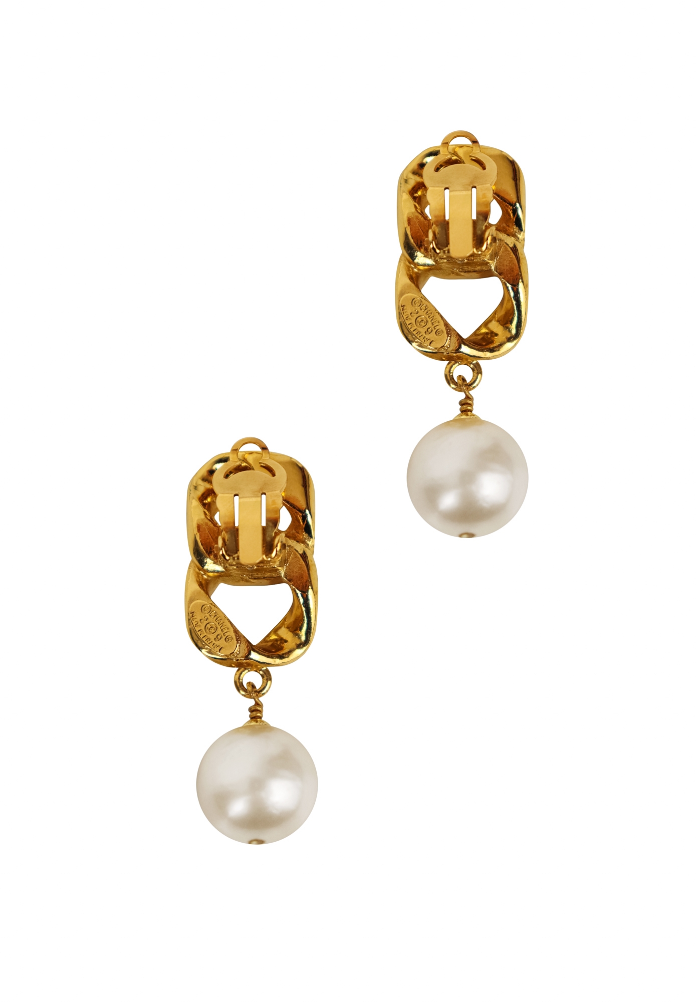 Клипсы Chanel с цепью и жемчугом