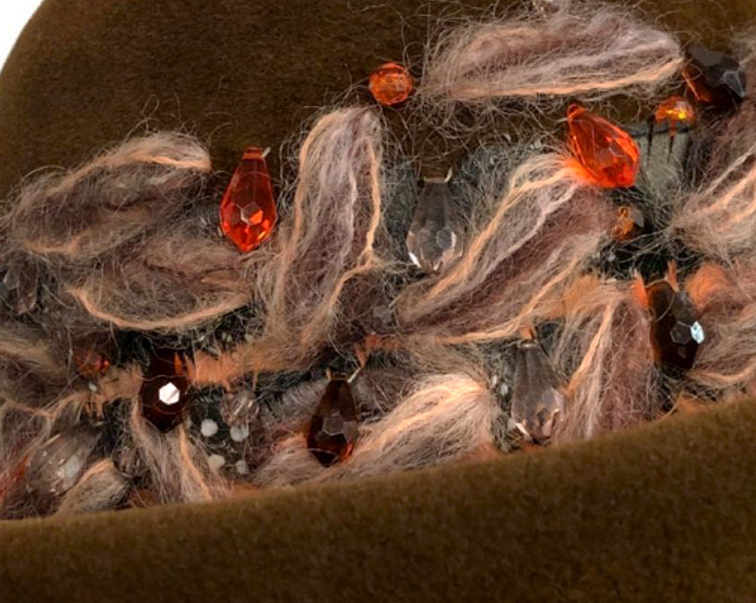 Коричневая шляпа Christian Dior