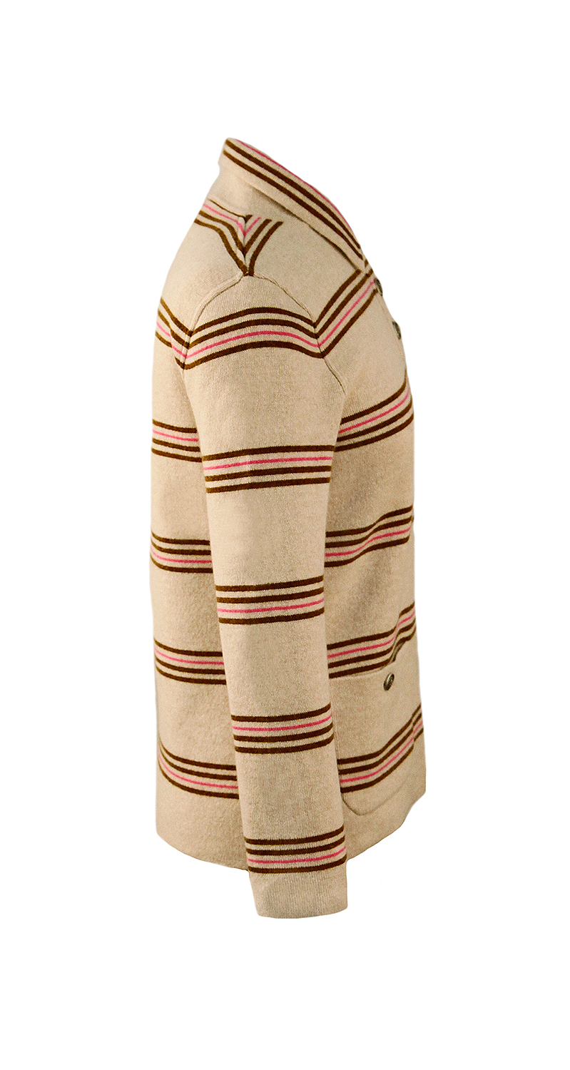 Свитер Chanel с пуговицами