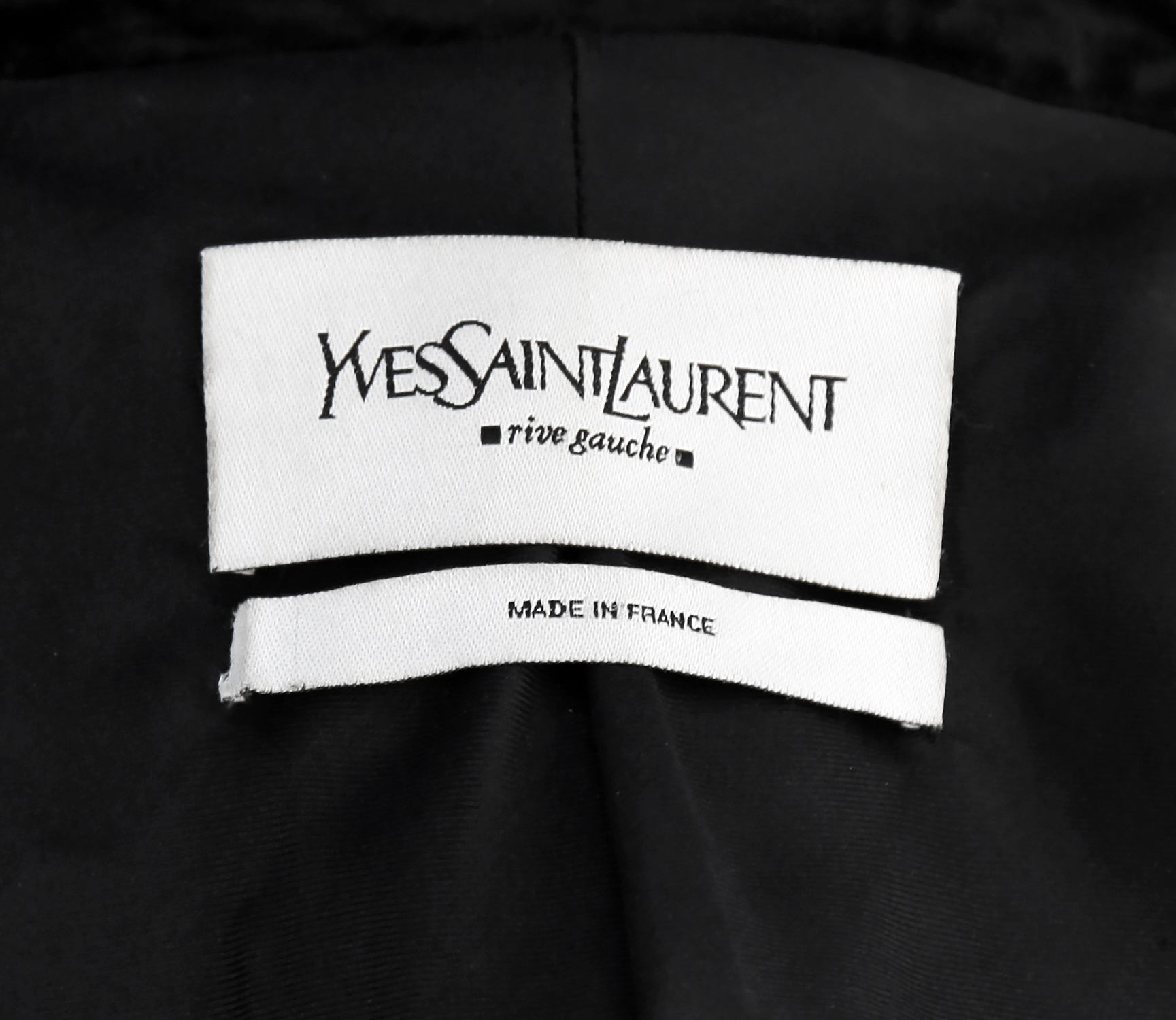Бархатный костюм Yves Saint Laurent