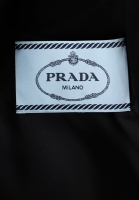Черное платье Prada с кристаллами
