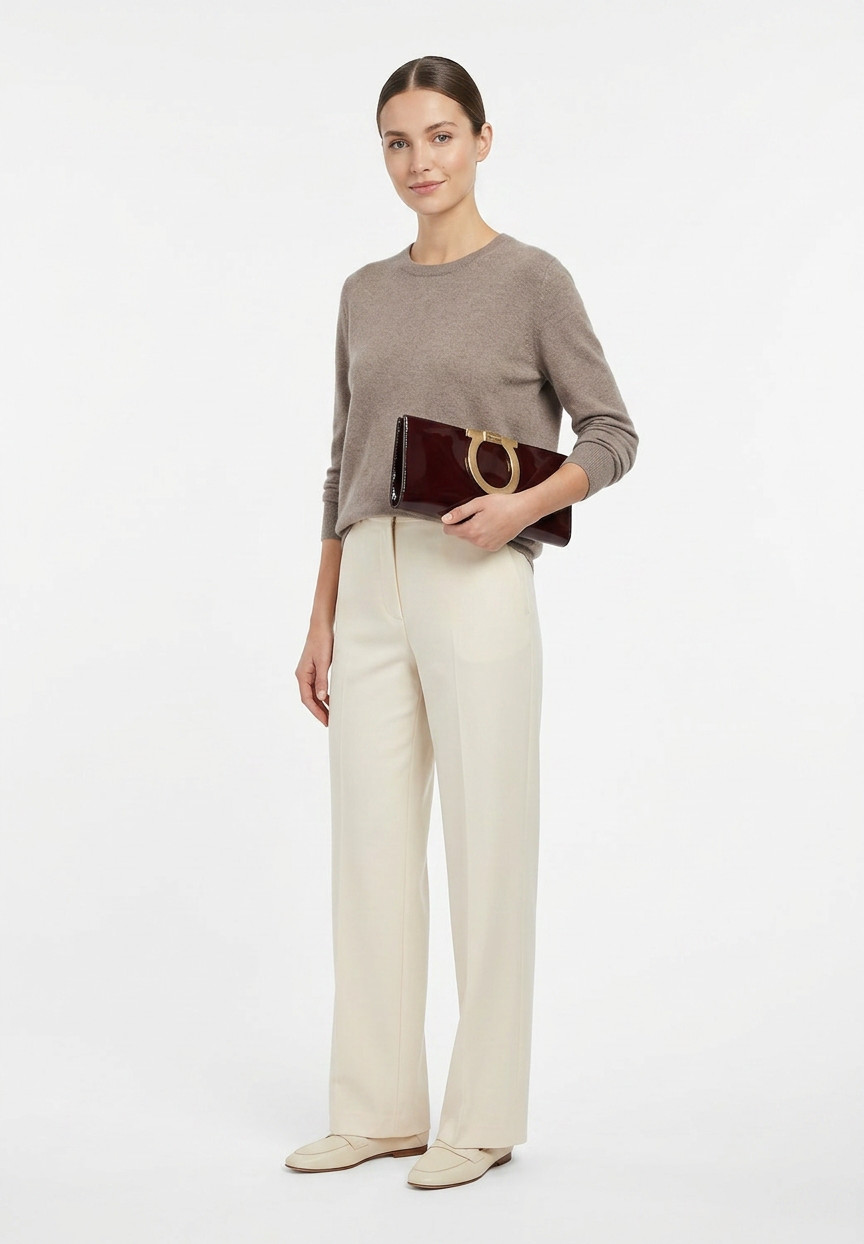Бордовый клатч Salvatore Ferragamo