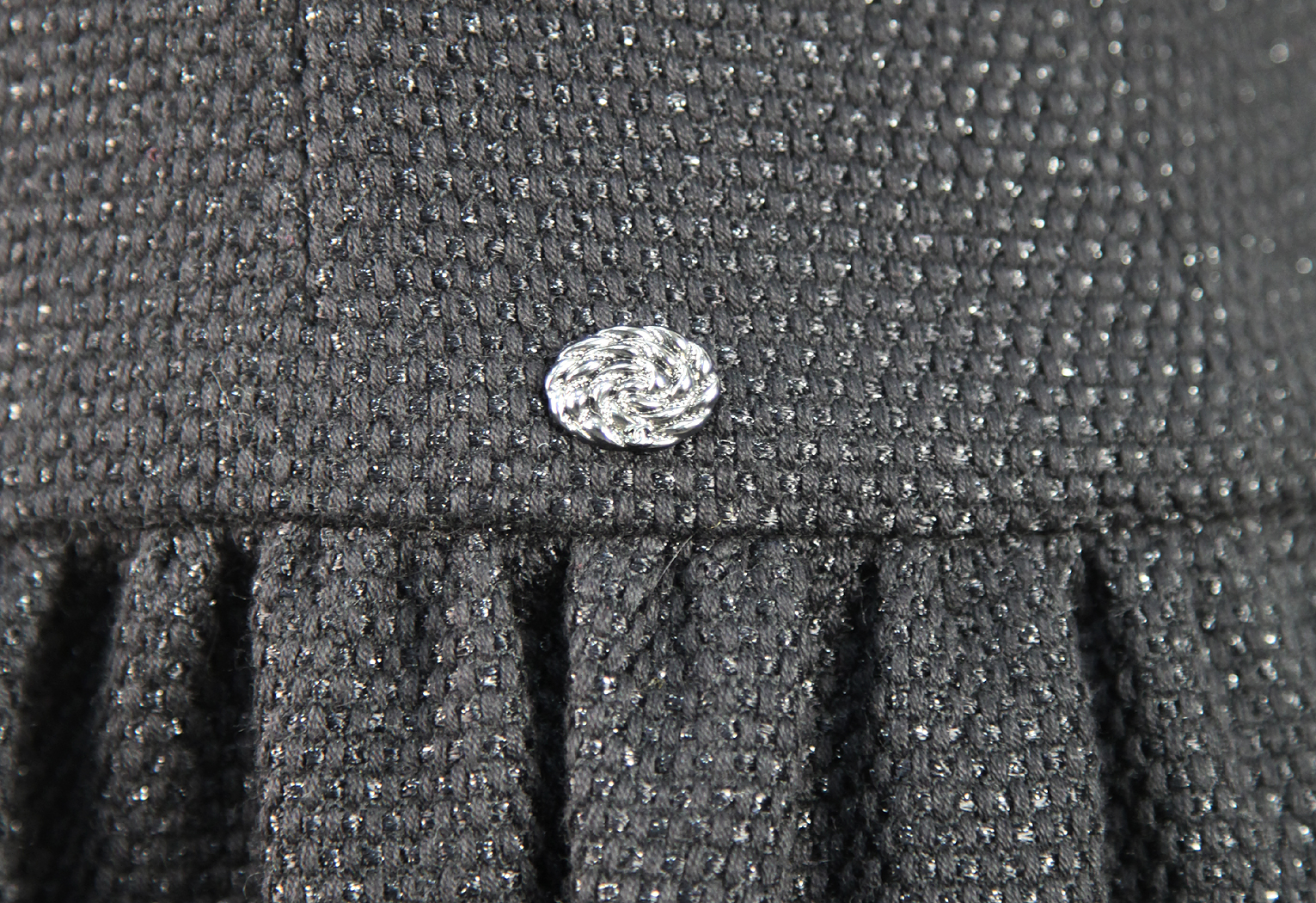 Твидовое черное платье Chanel