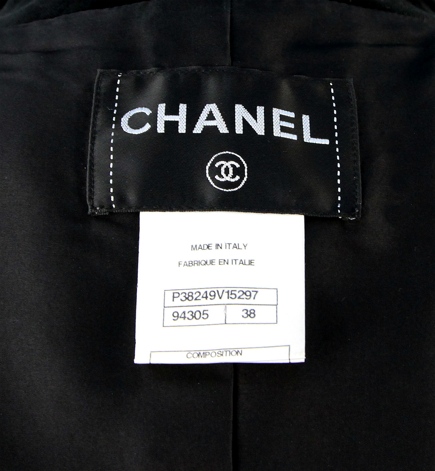 Бархатный черный костюм Chanel