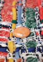 Разноцветное платье Chanel с бахромой