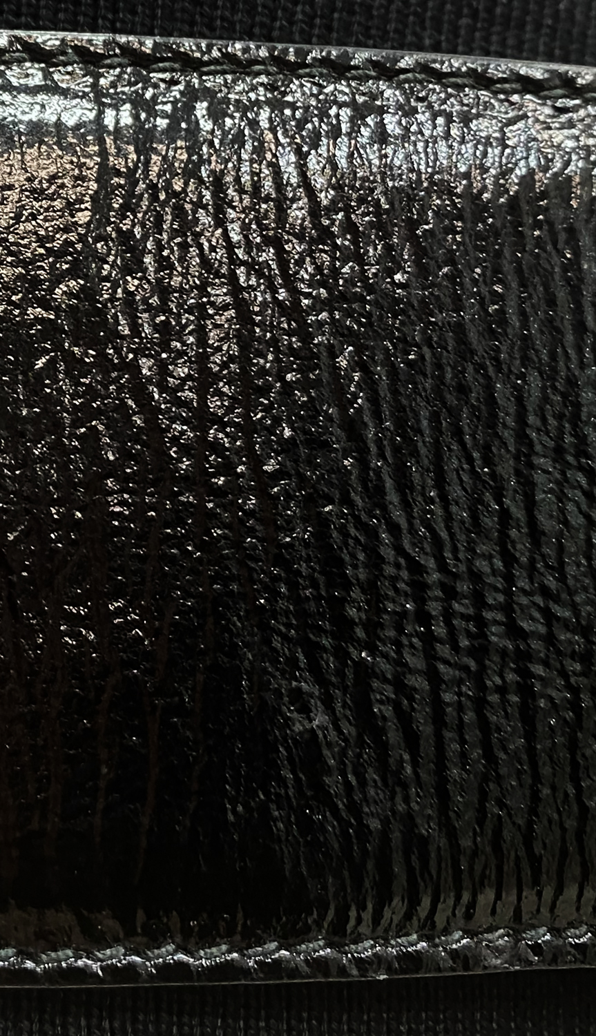 Черный пояс Yves Saint Laurent