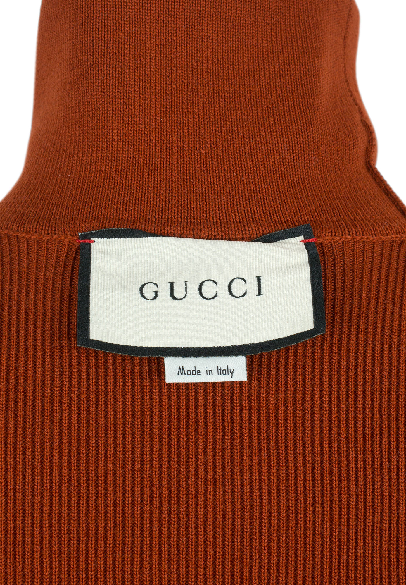 Оранжевая водолазка Gucci