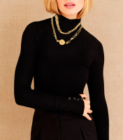 Колье Chanel с логотипом