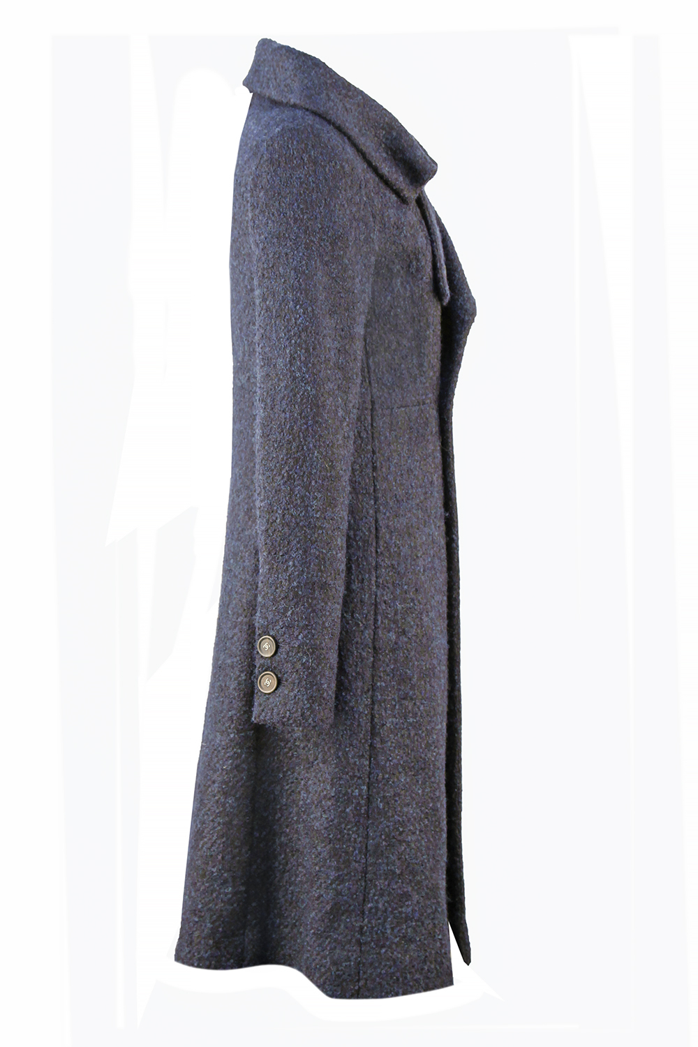 Синее двубортное пальто Chanel