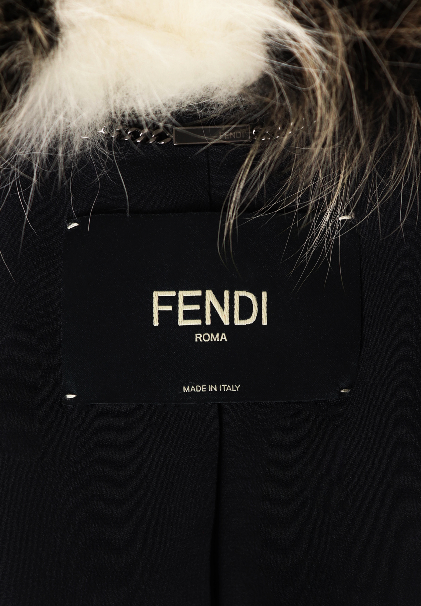 Шуба Fendi из меха лисы